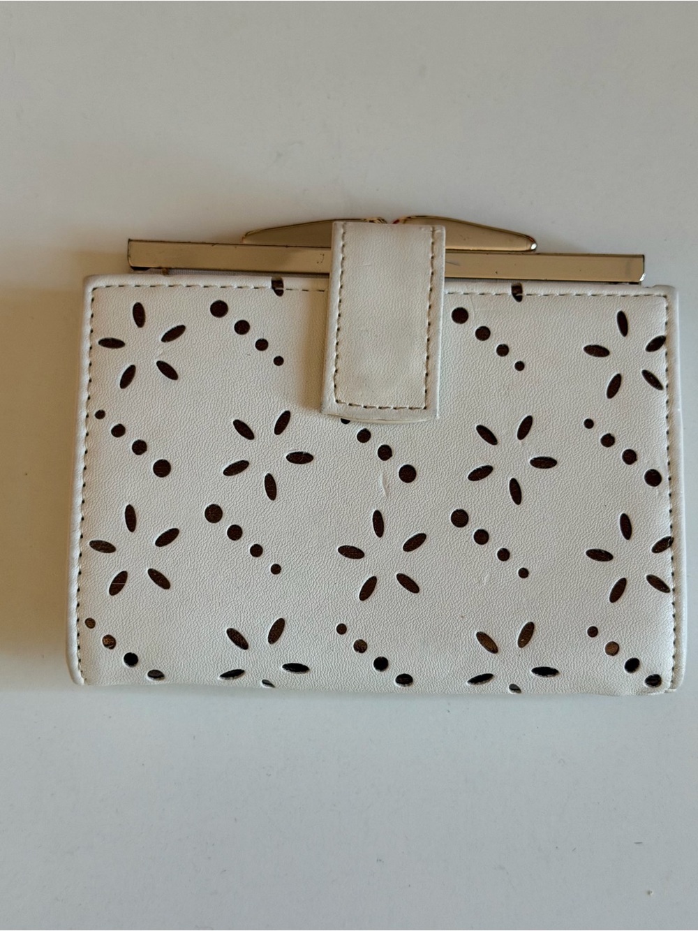 Kimchi Blue White Laser-Cut Floral Wallet with Gold Frame